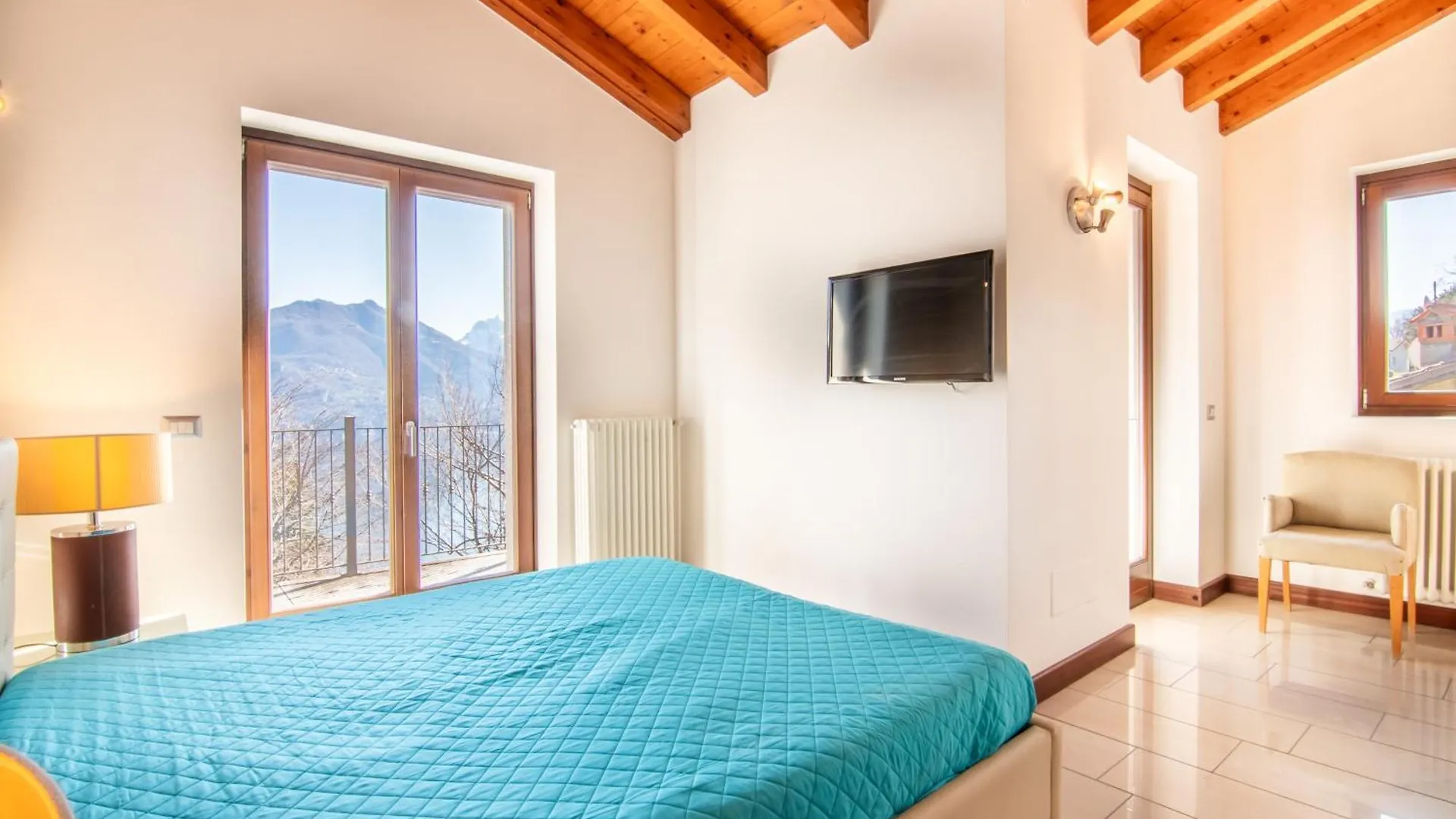 Villa Lumbini Plesio 0*,  Italy